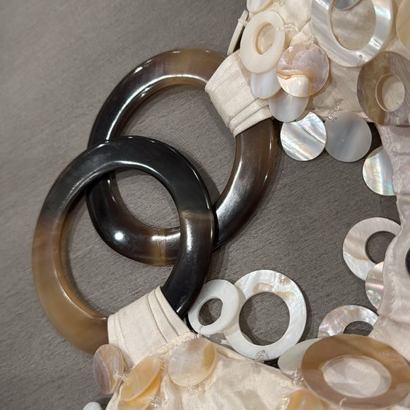 Off white Sterling purse with mother of horn embellishments - Picture 2 of 2